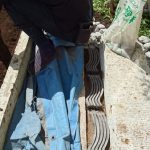 施工中（11）瓦を使ってアクセント