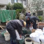 施工中（9）テラス、版築ベンチ型枠作成