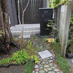 施工後（23） 門柱　アプローチ