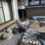 施工中（12）　あられこぼし園路